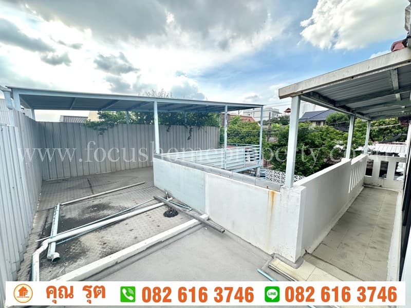 ขาย บ้านแฝด หมู่บ้าน ทิพย์นคร ซอยนวลจันทร์ 27 หลังมุม  